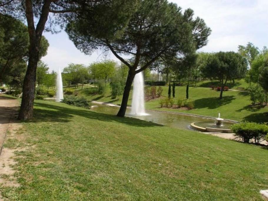 Apartamento Urgel Madrid Buitenkant foto