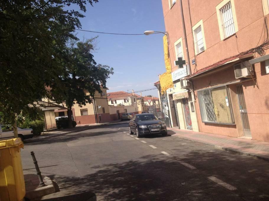 Apartamento Urgel Madrid Buitenkant foto